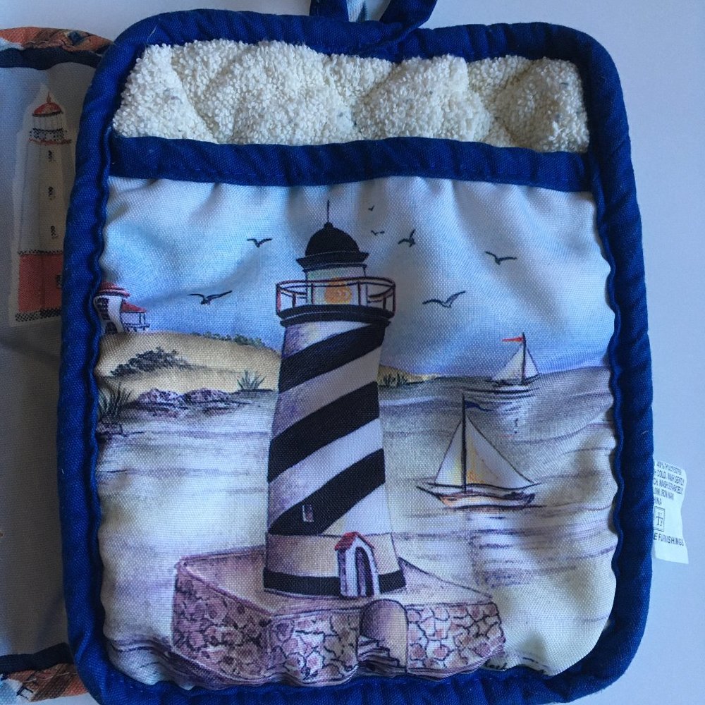 Lighthouse Pot Holder Bundle - Picture 5 of 6